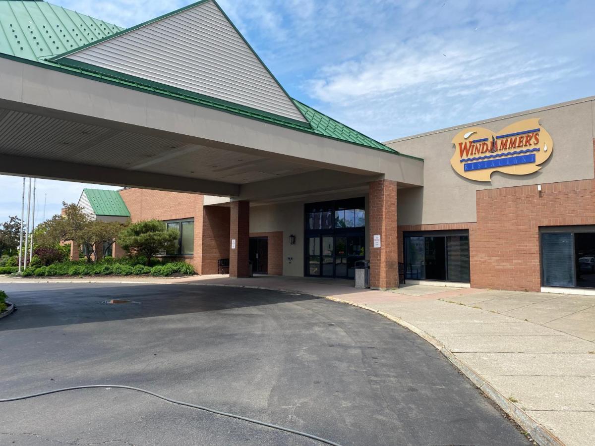 Clarion Hotel Conference Center On Lake Erie Dunkirk Εξωτερικό φωτογραφία