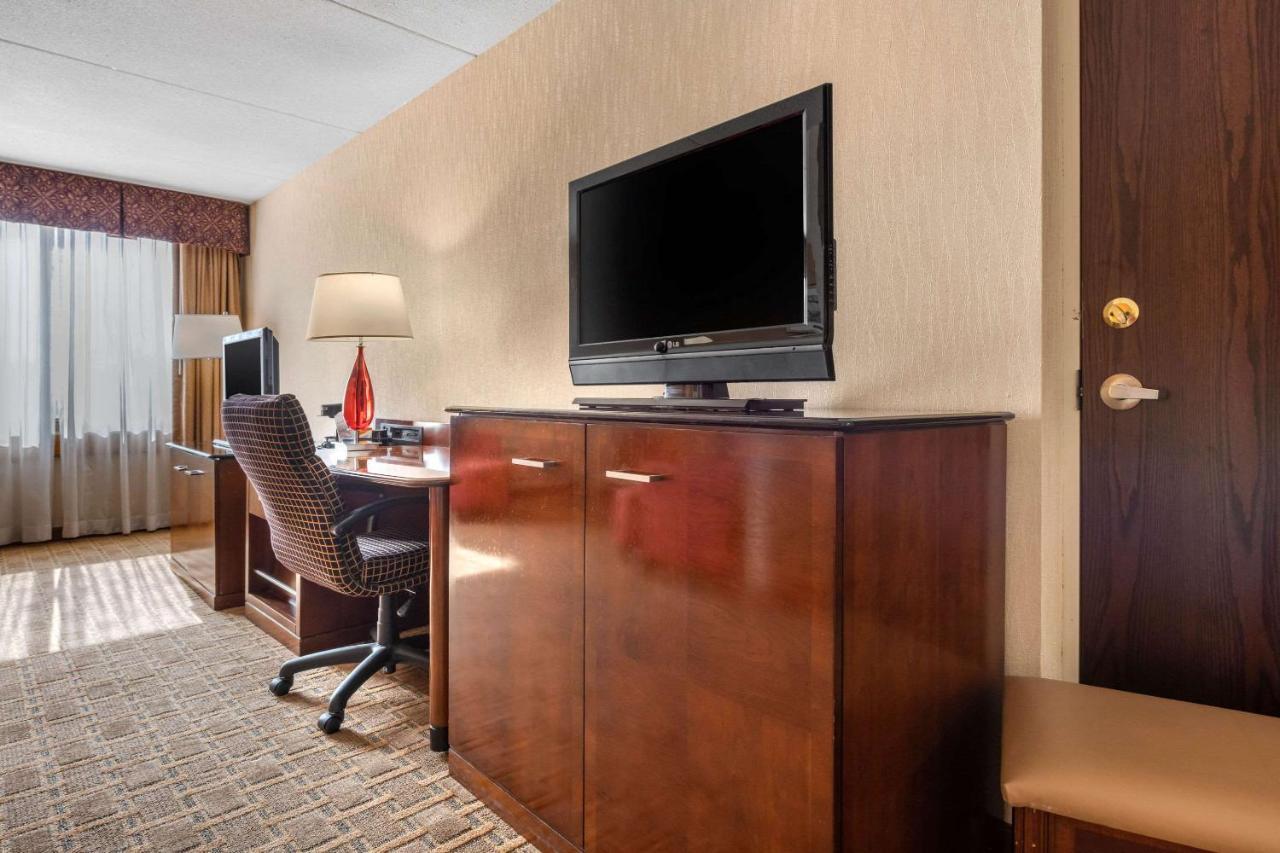 Clarion Hotel Conference Center On Lake Erie Dunkirk Εξωτερικό φωτογραφία