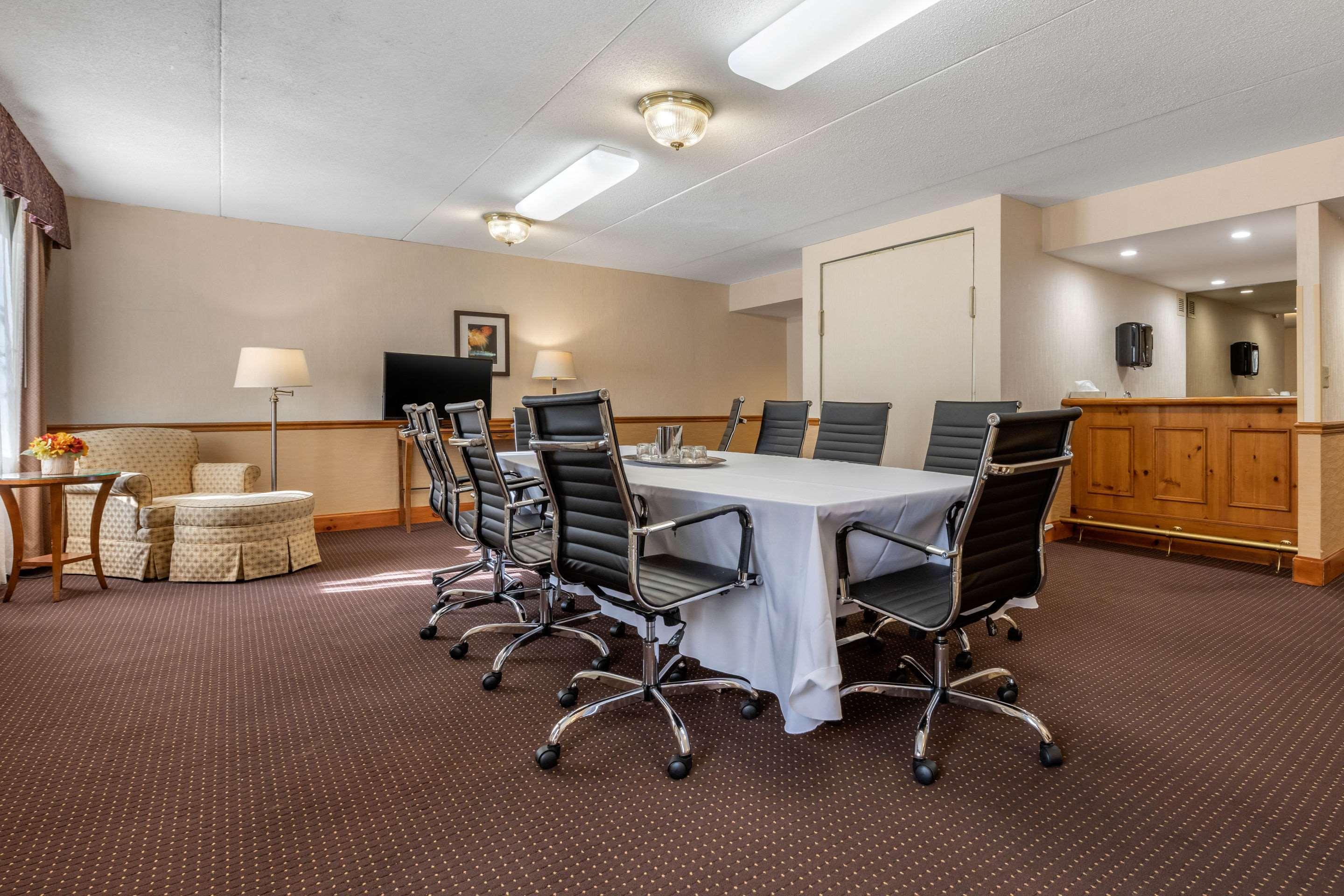 Clarion Hotel Conference Center On Lake Erie Dunkirk Εξωτερικό φωτογραφία