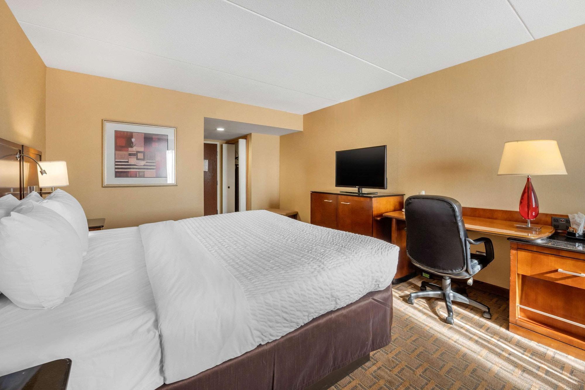 Clarion Hotel Conference Center On Lake Erie Dunkirk Εξωτερικό φωτογραφία