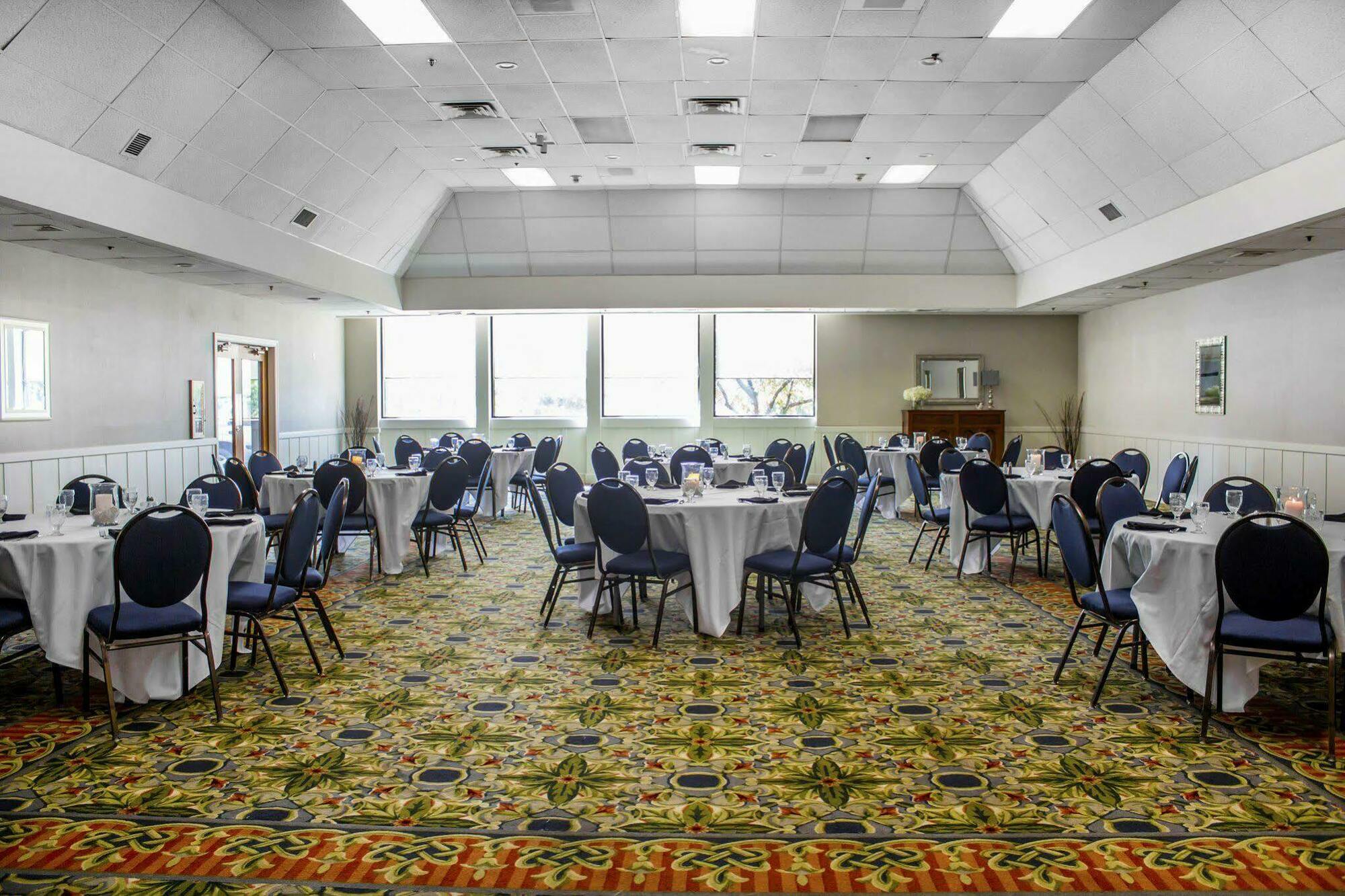 Clarion Hotel Conference Center On Lake Erie Dunkirk Εξωτερικό φωτογραφία